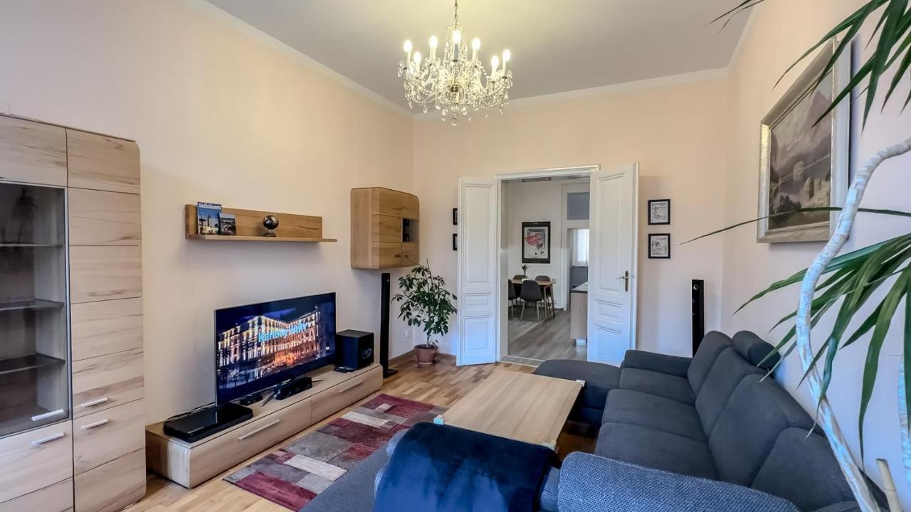 קרלובי וארי Apartment Bohemia מראה חיצוני תמונה