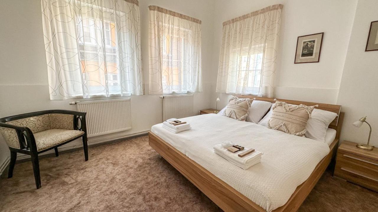 קרלובי וארי Apartment Bohemia מראה חיצוני תמונה