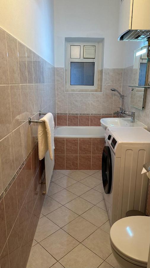 קרלובי וארי Apartment Bohemia מראה חיצוני תמונה
