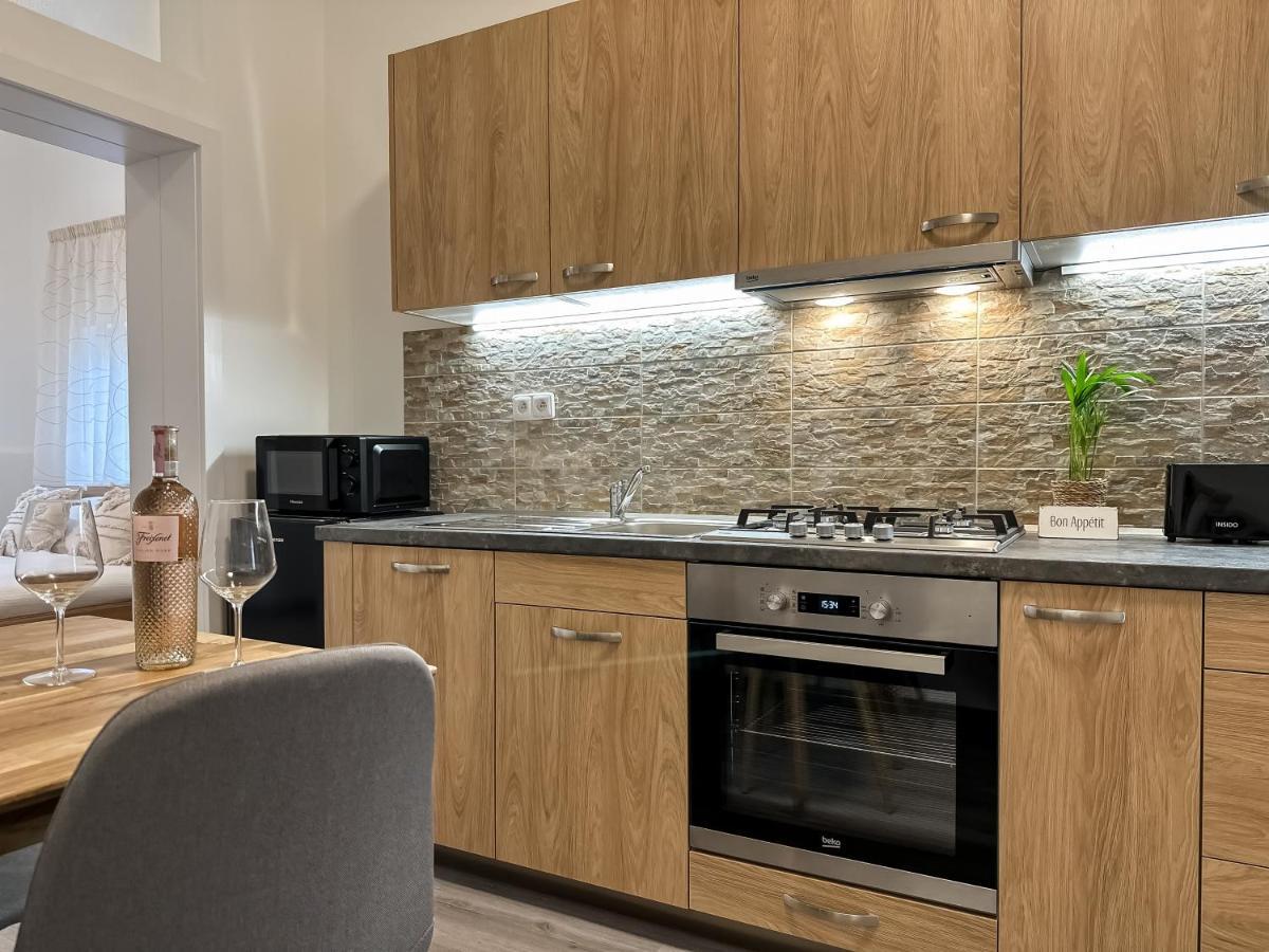 קרלובי וארי Apartment Bohemia מראה חיצוני תמונה